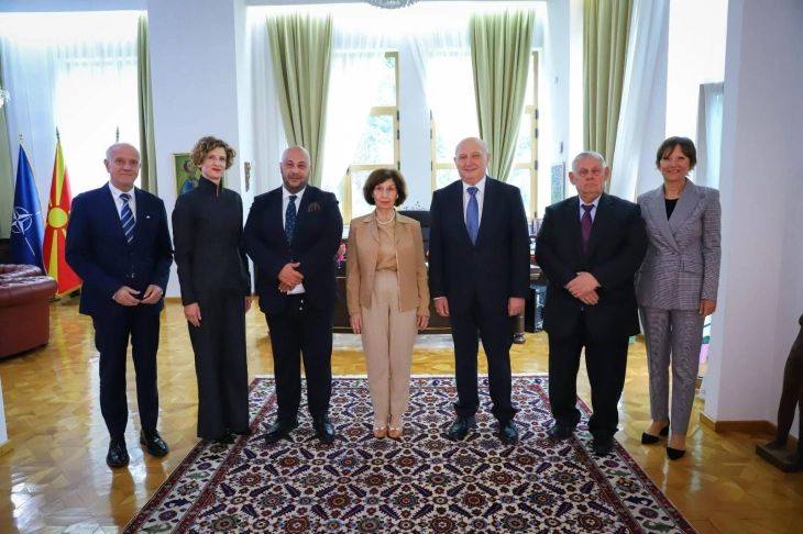 Делегација на уставните судови на Република Северна Македонија и Република Хрватска на средба со претседателката проф. д-р Гордана Сиљановска-Давкова